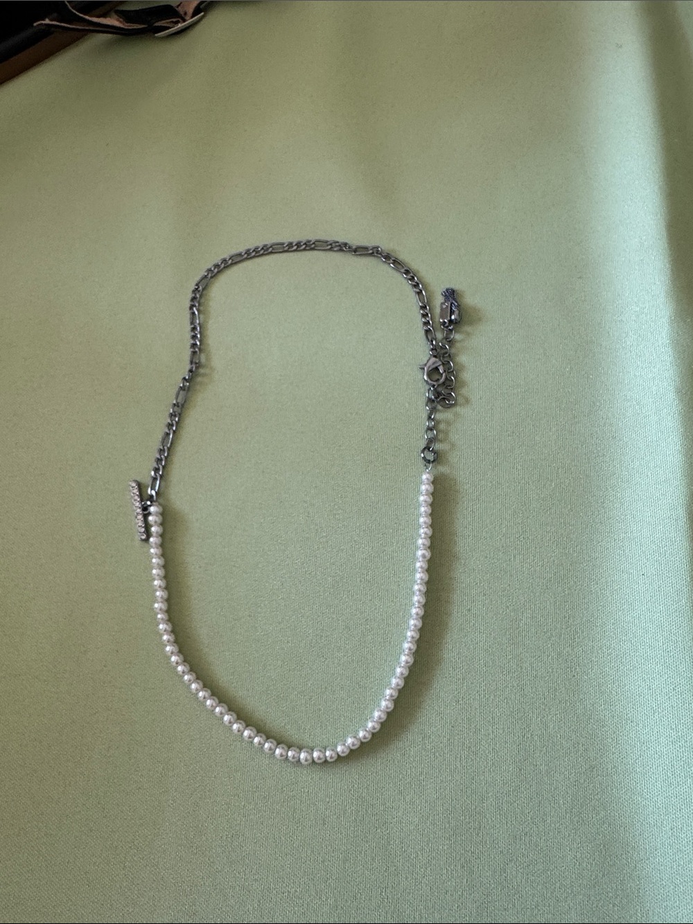 Pearl and Silver Chain Women’s Necklace - White Pearls